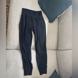 Athleta Salutation Black Joggers